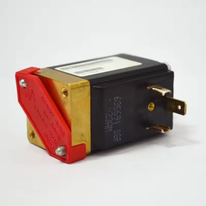 1089042813 Atlas Copco Screw Air Compressor Spare Parts Original Hydraulic Water Solenoid Valve